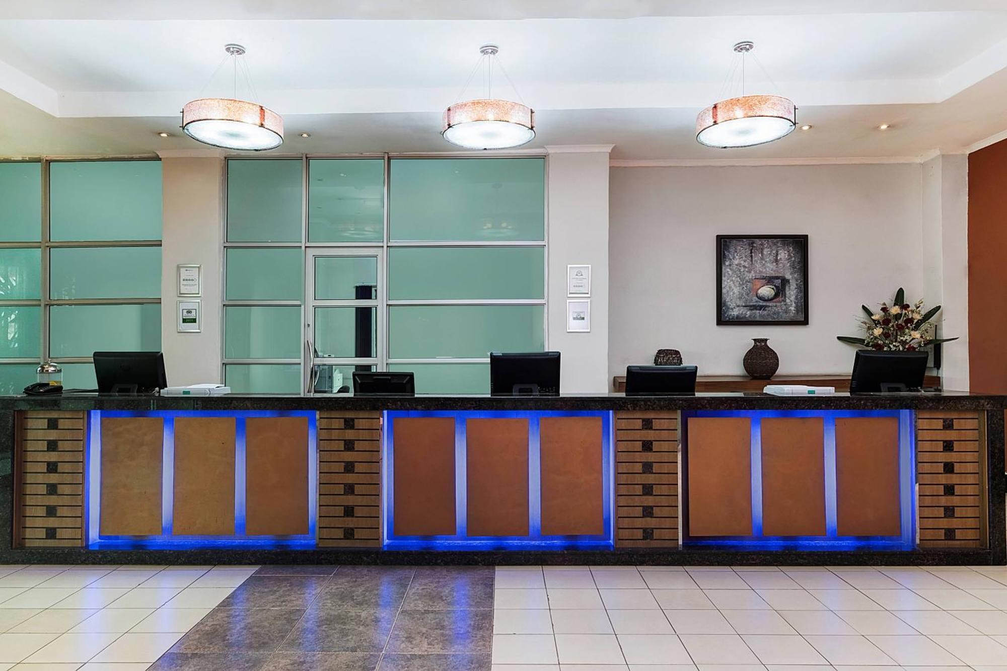 Protea Hotel By Marriott Lusaka Exterior photo