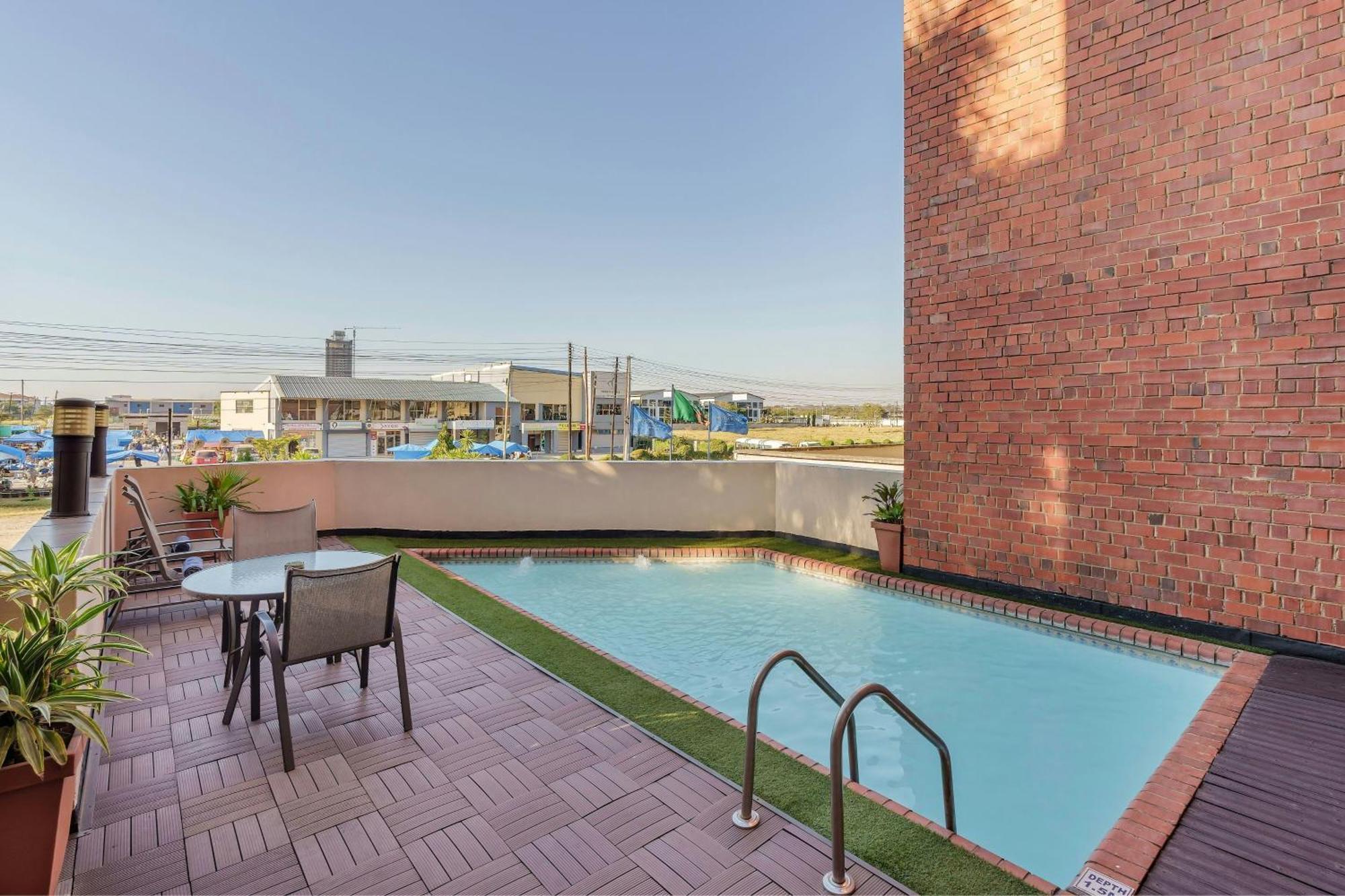 Protea Hotel By Marriott Lusaka Exterior photo