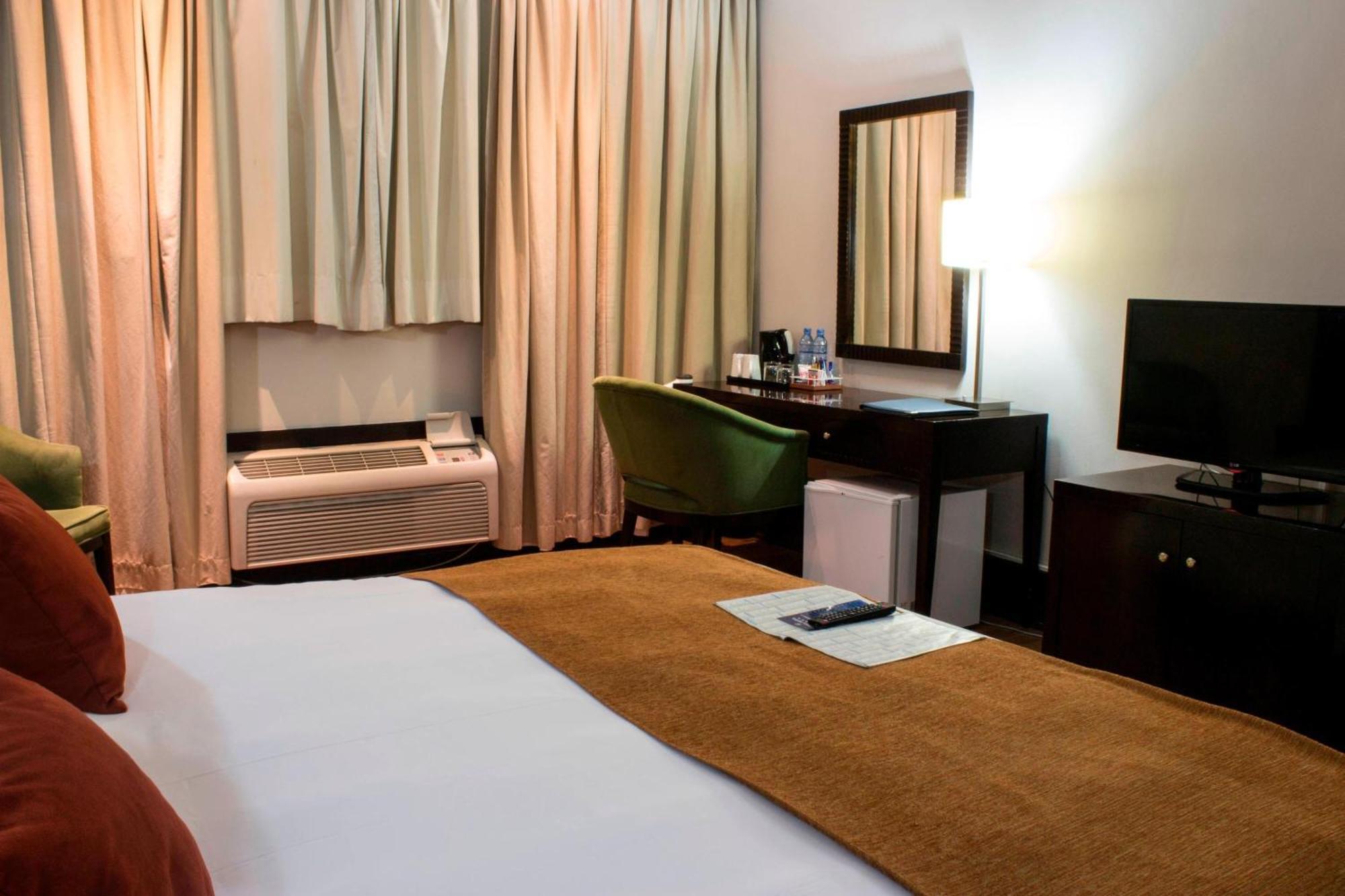 Protea Hotel By Marriott Lusaka Exterior photo
