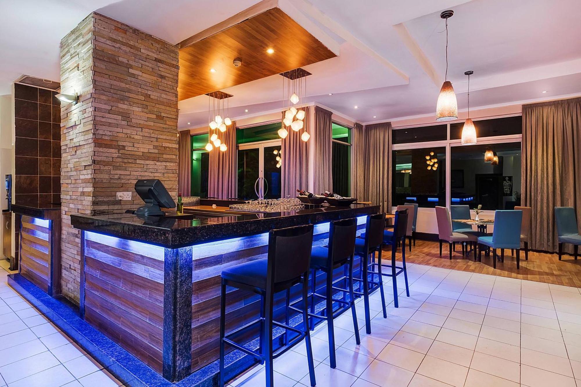 Protea Hotel By Marriott Lusaka Exterior photo